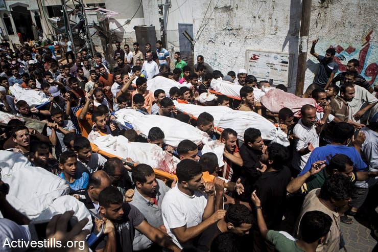 This real photo of the genocide in Gaza makes me so sad that I cannot find the words to describe what should never have happened.
